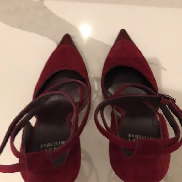 STUART WEITZMAN deep red suede/patent leather heels - Picture 5 of 9